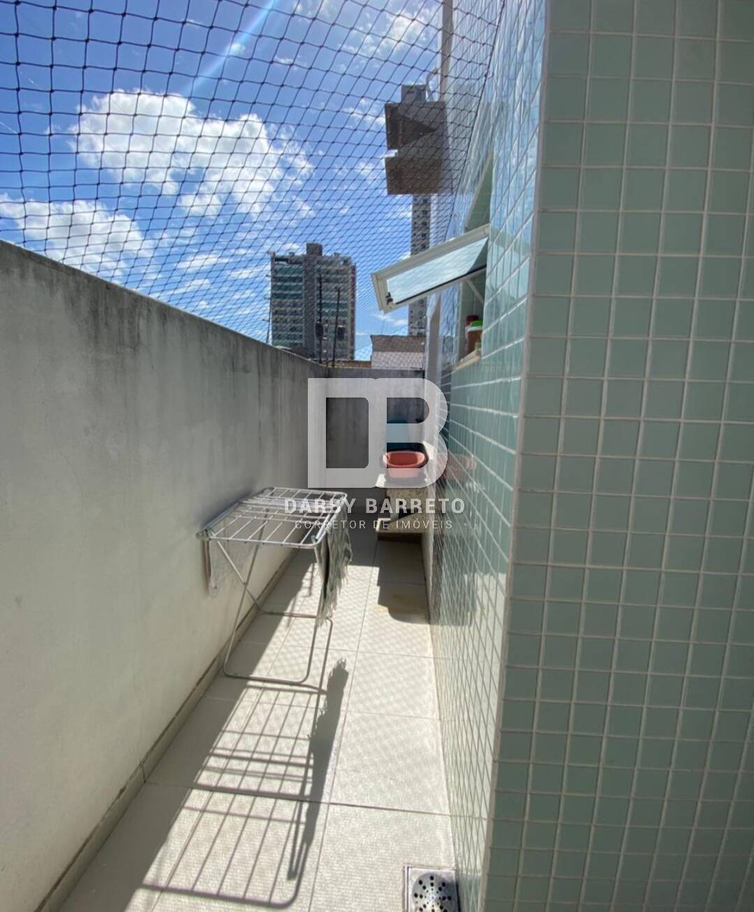 Apartamento à venda com 2 quartos, 70m² - Foto 7