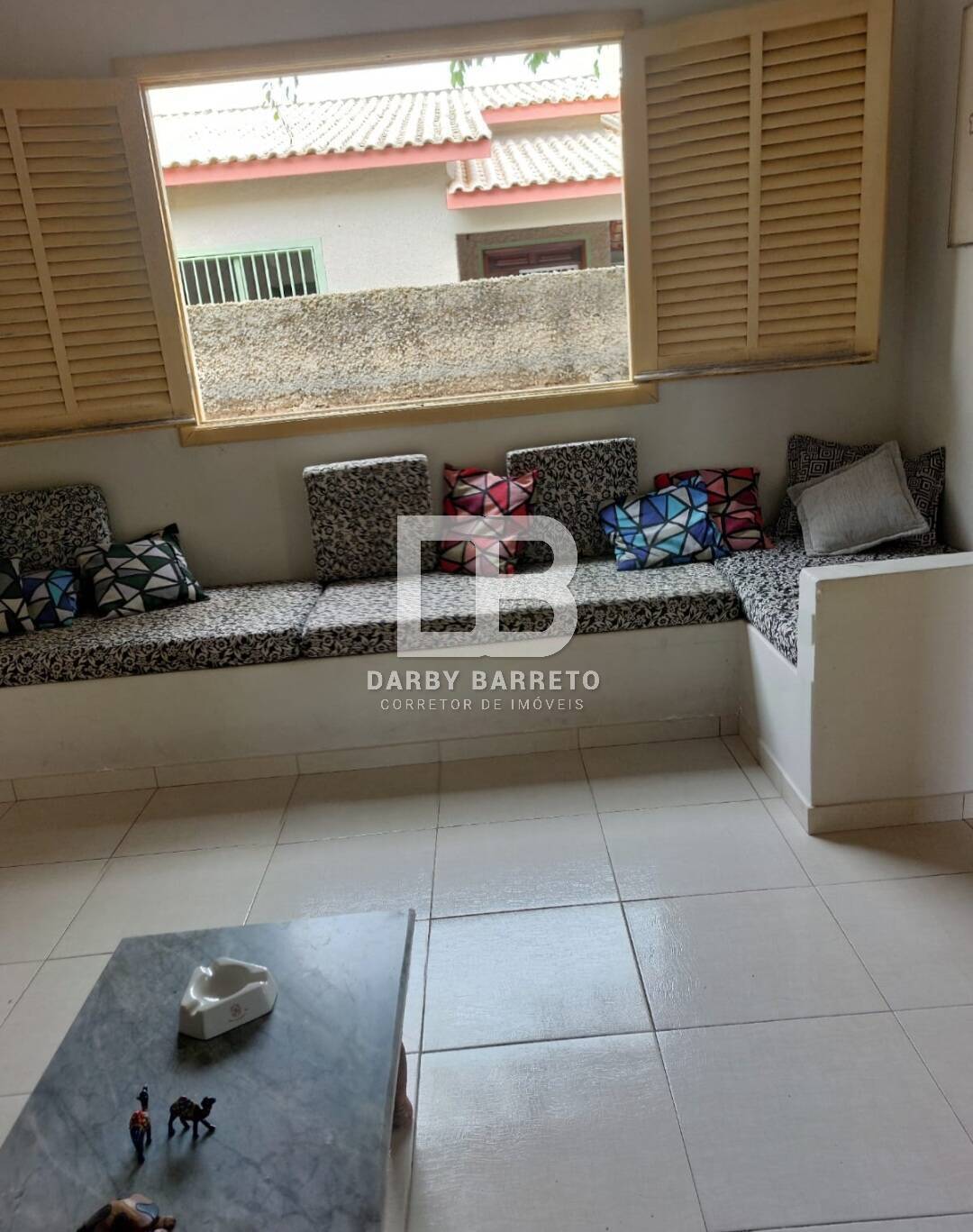 Casa à venda com 5 quartos, 506m² - Foto 2