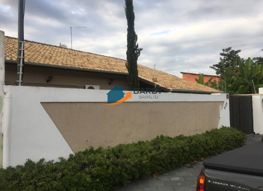 Casa à venda com 3 quartos, 300m² - Foto 2