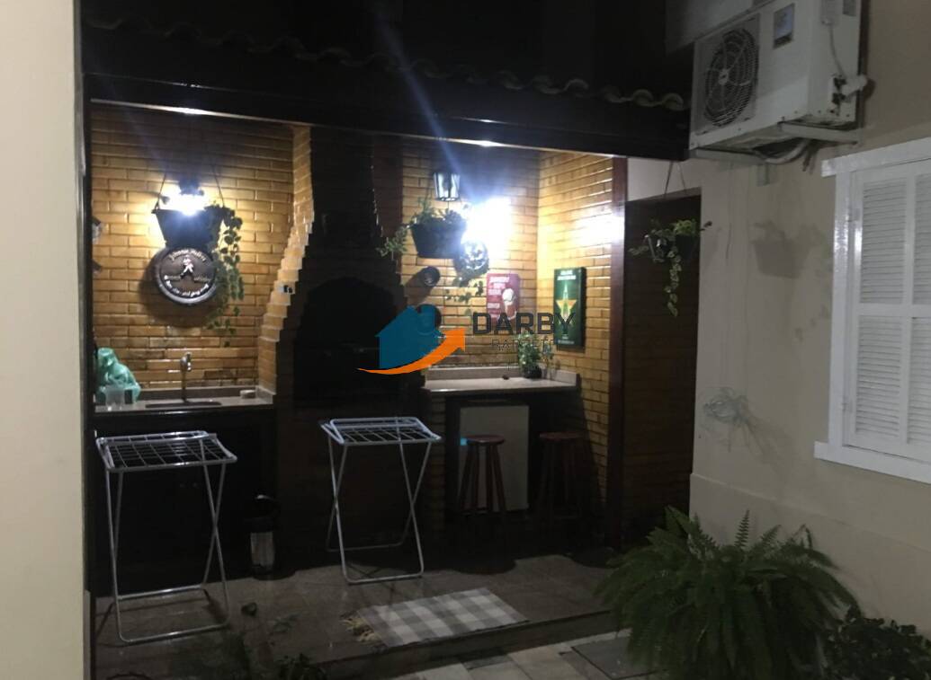Casa à venda com 3 quartos, 300m² - Foto 14