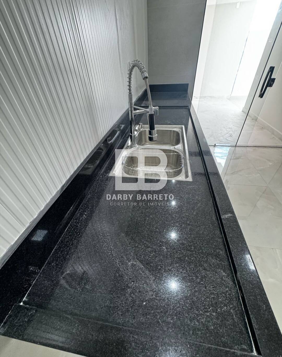 Casa à venda com 3 quartos, 96m² - Foto 12