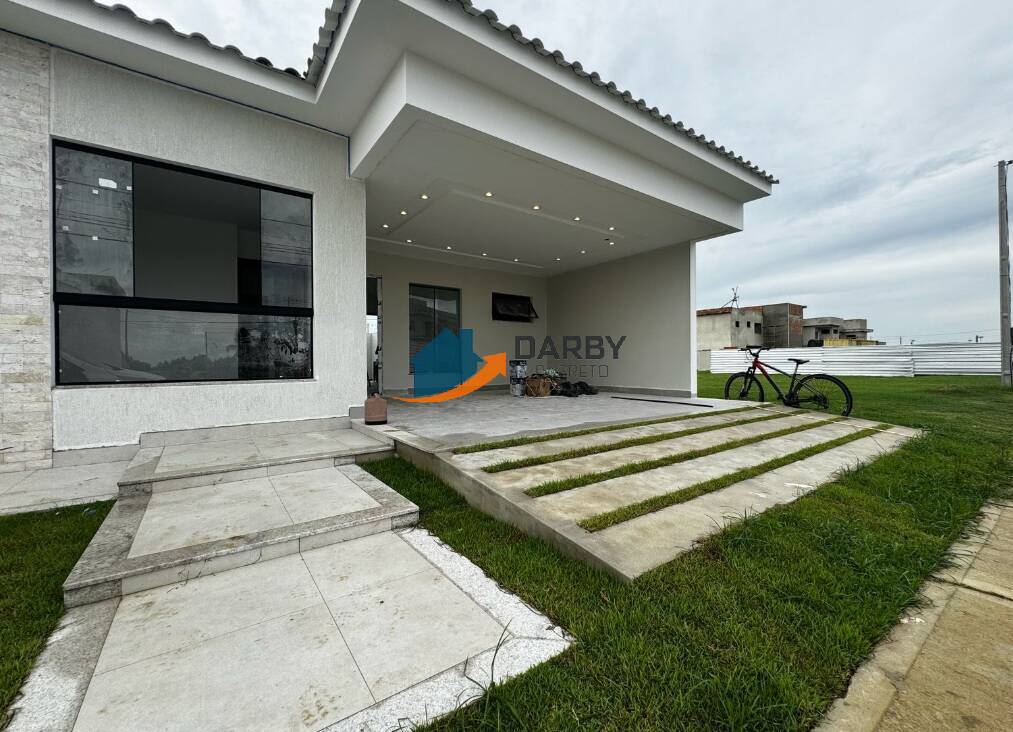 Casa à venda com 3 quartos, 120m² - Foto 1