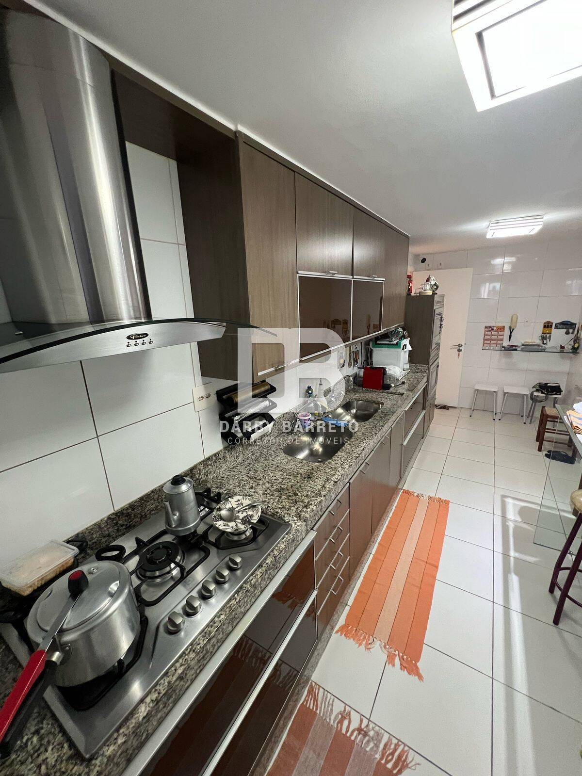 Apartamento à venda com 4 quartos, 180m² - Foto 17