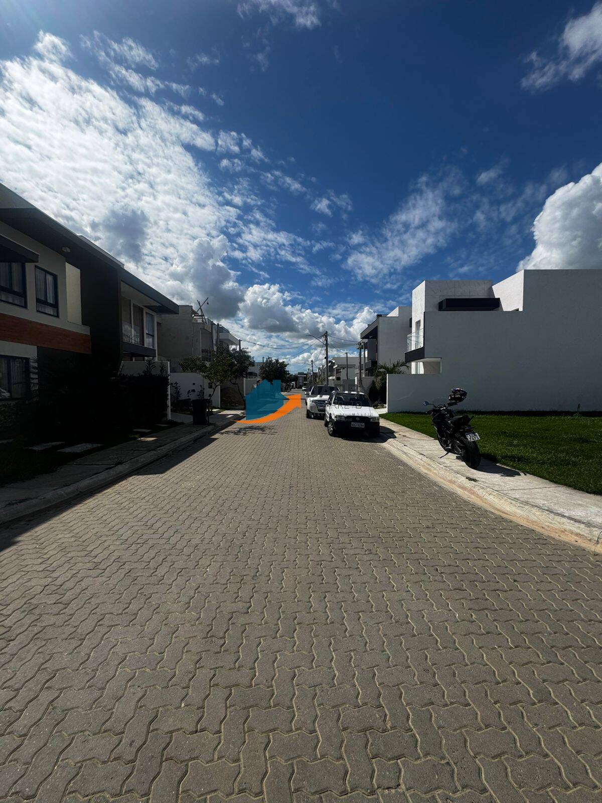 Apartamento à venda com 3 quartos, 167m² - Foto 2