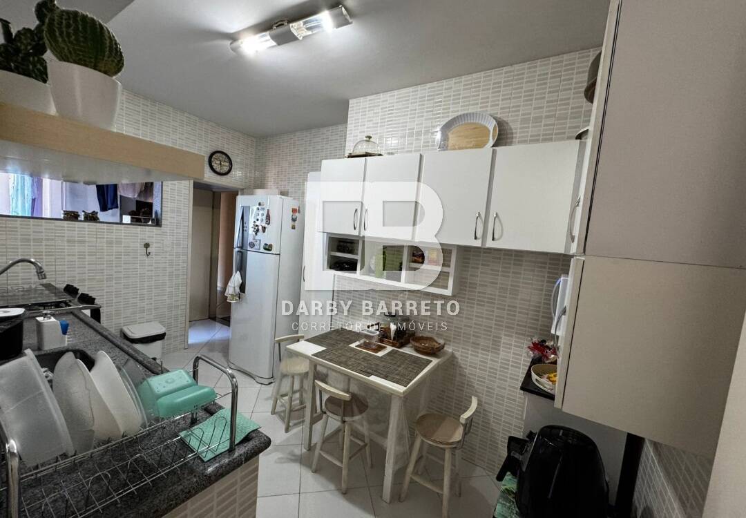 Apartamento à venda com 2 quartos, 72m² - Foto 9
