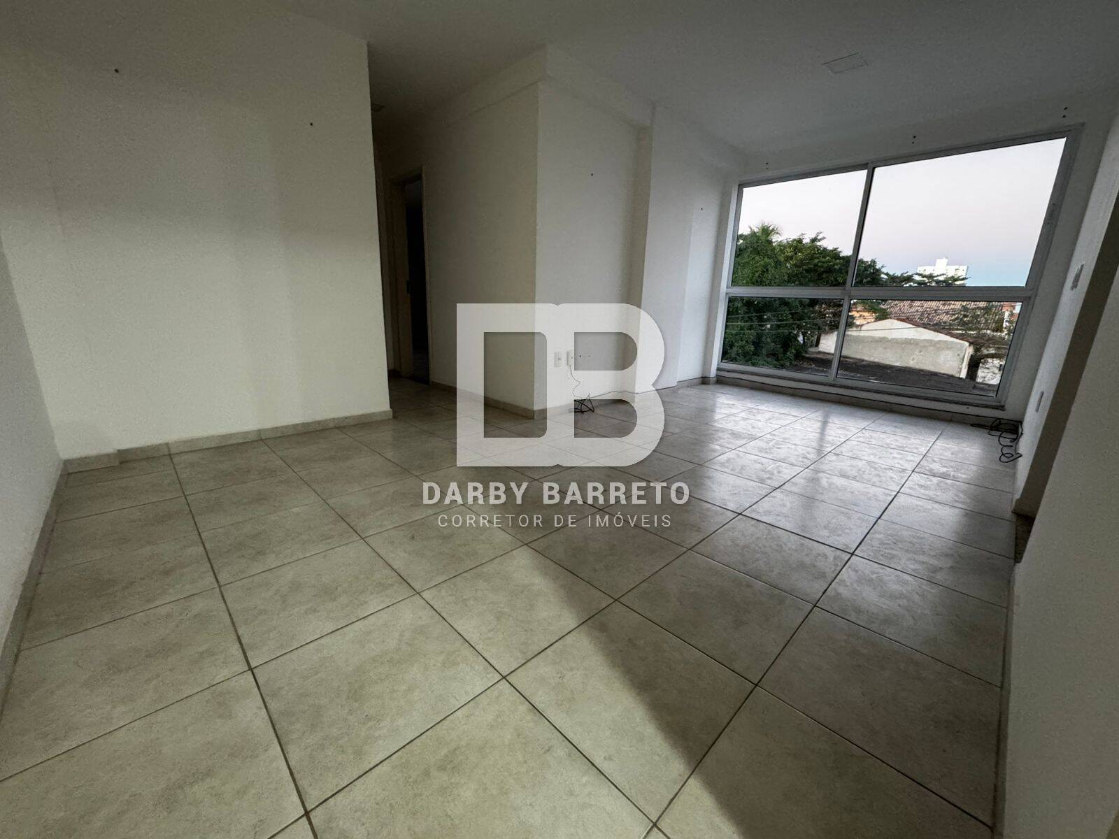 Apartamento à venda com 2 quartos, 60m² - Foto 2