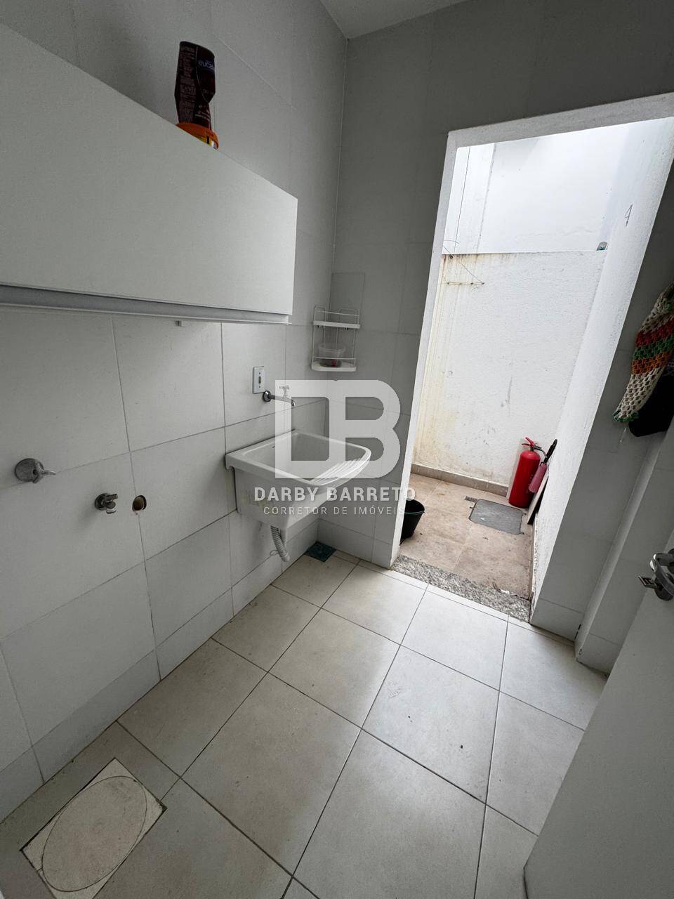 Casa à venda com 2 quartos, 107m² - Foto 6