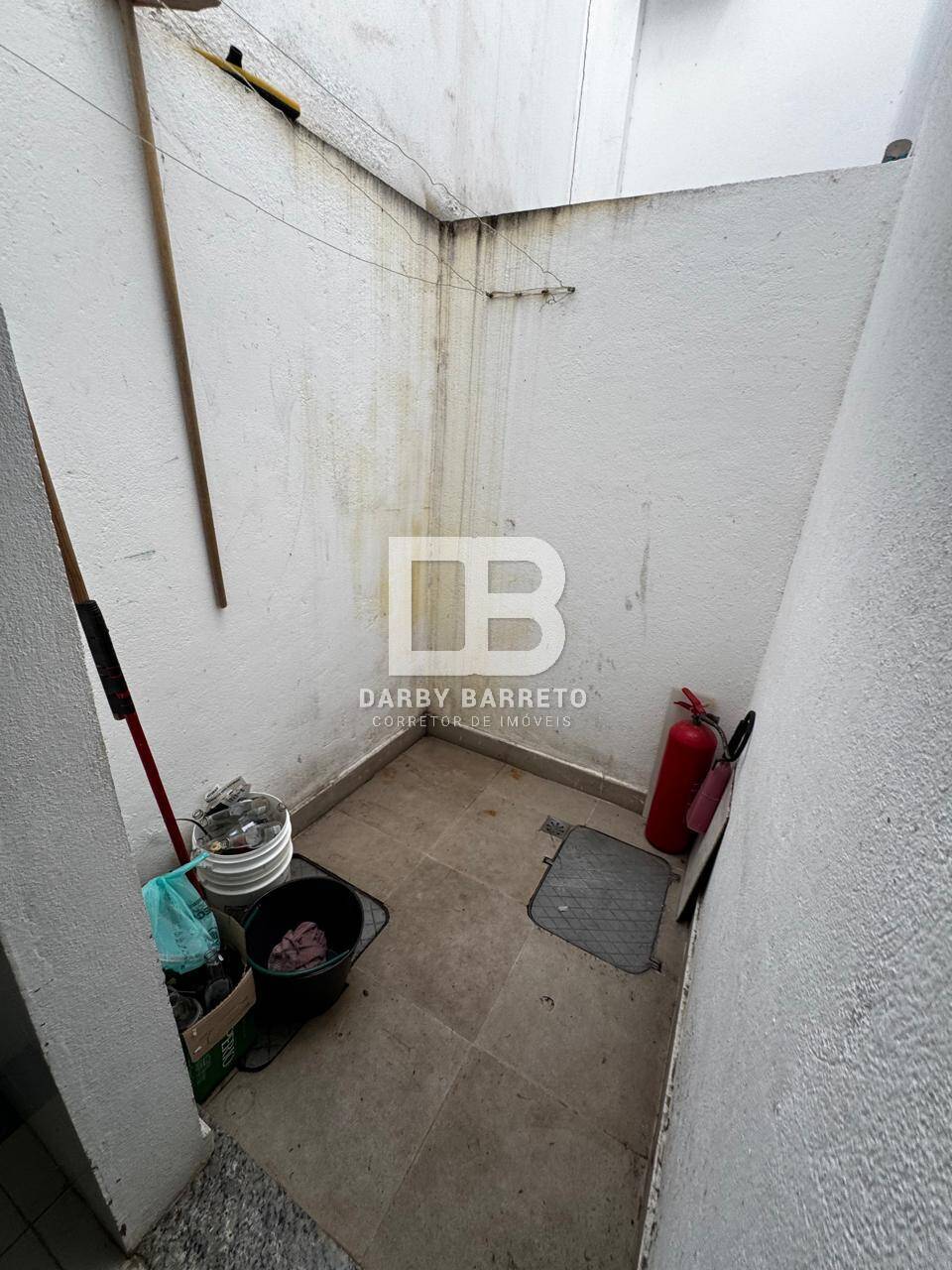 Casa à venda com 2 quartos, 107m² - Foto 8