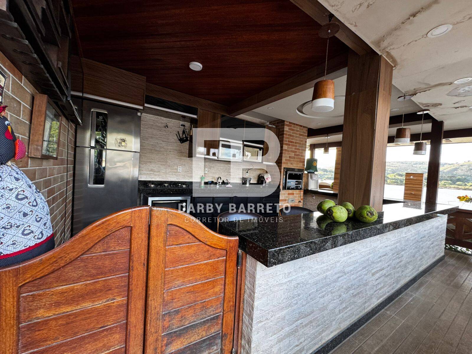 Chácara à venda com 4 quartos, 1800m² - Foto 3