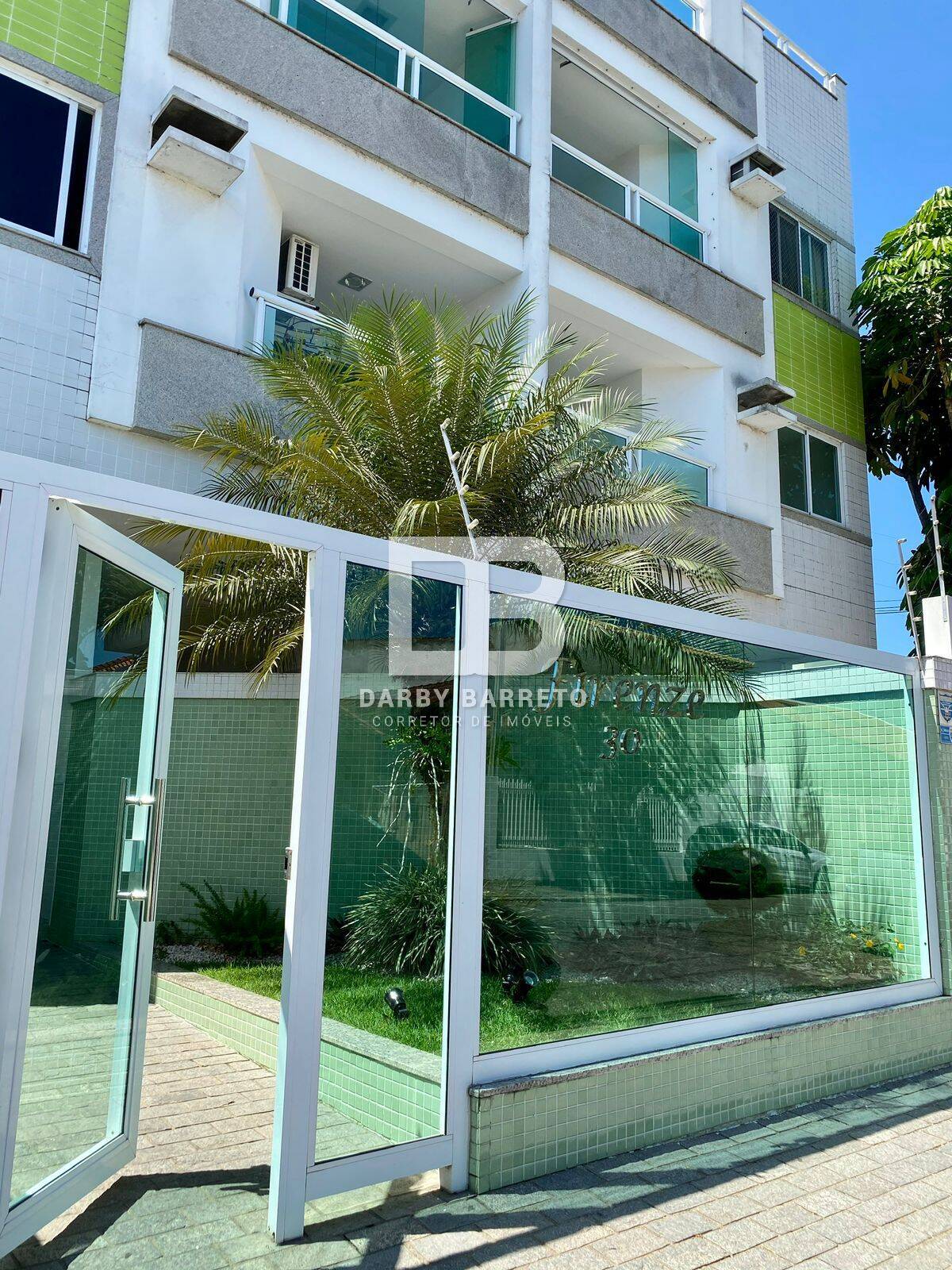 Apartamento à venda com 2 quartos, 76m² - Foto 1