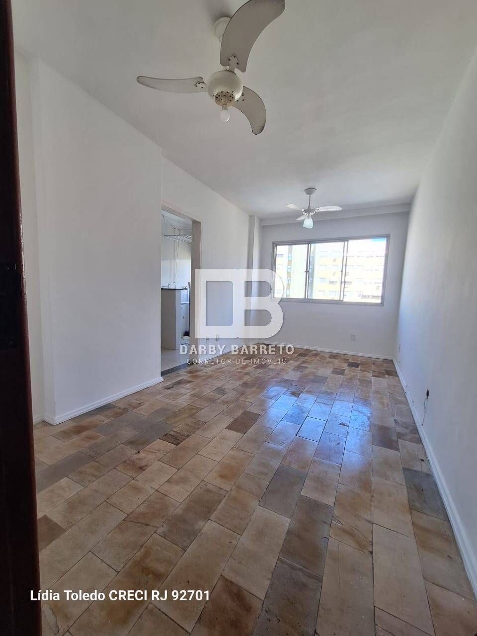 Apartamento à venda com 2 quartos, 55m² - Foto 2