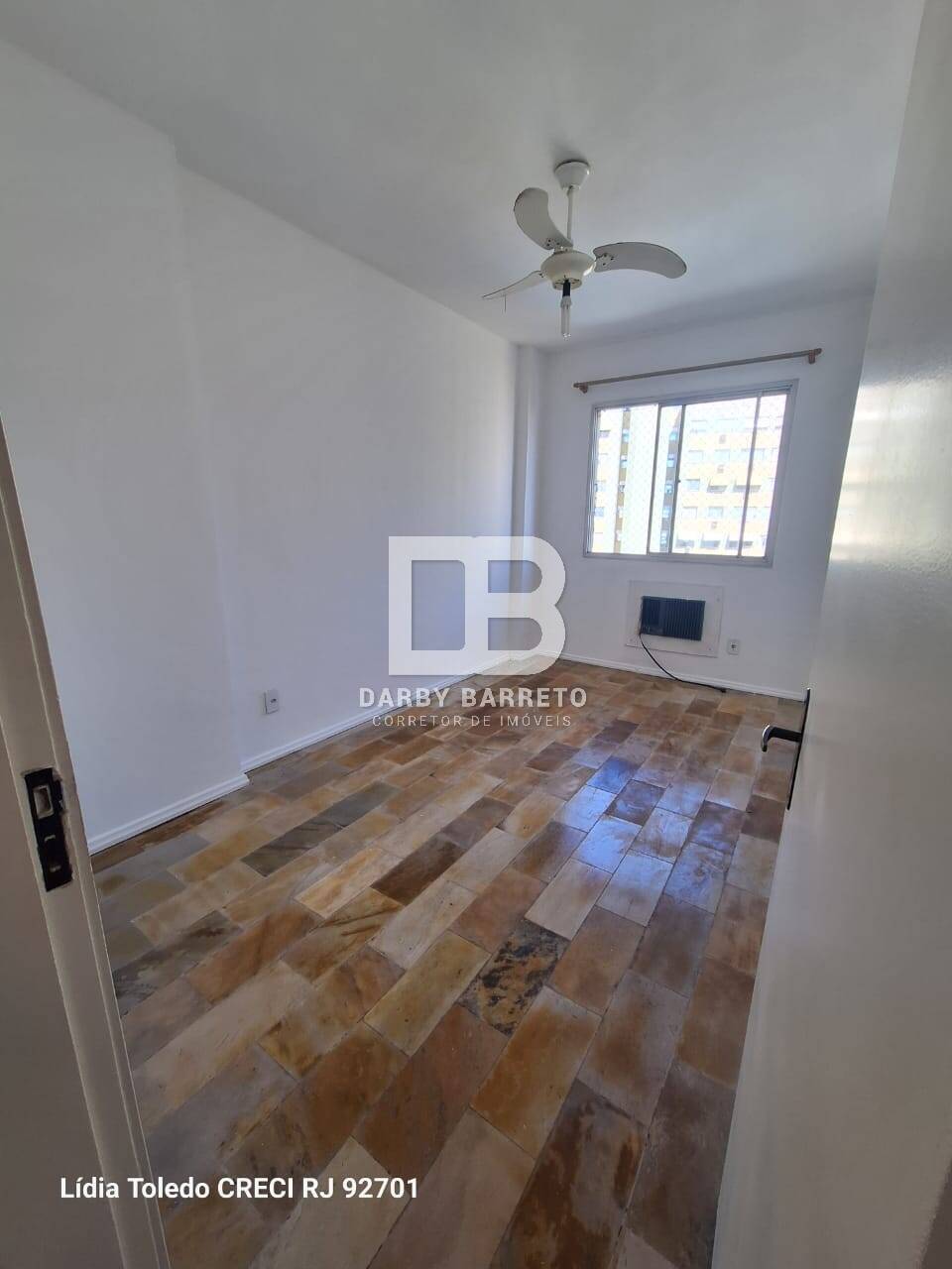 Apartamento à venda com 2 quartos, 55m² - Foto 13