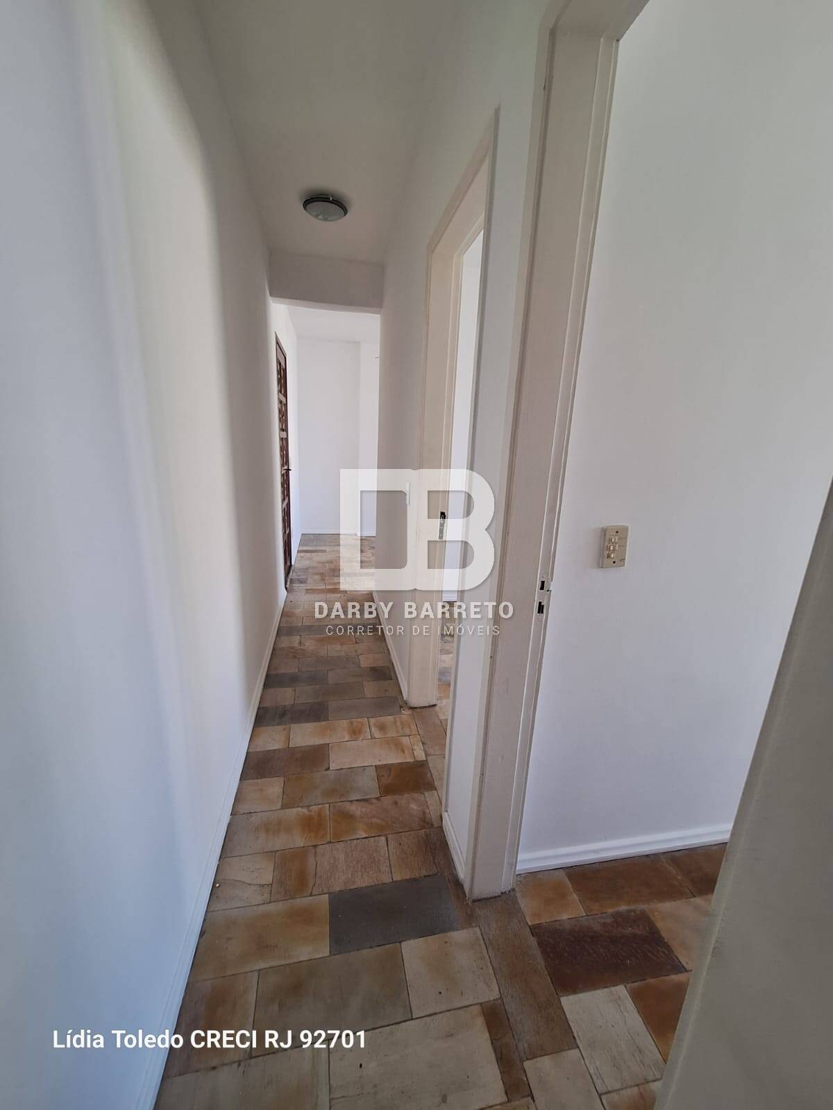 Apartamento à venda com 2 quartos, 55m² - Foto 21