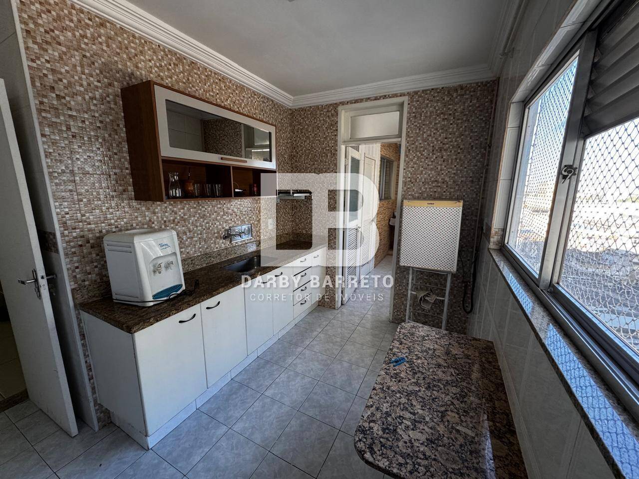 Apartamento à venda com 3 quartos, 111m² - Foto 9
