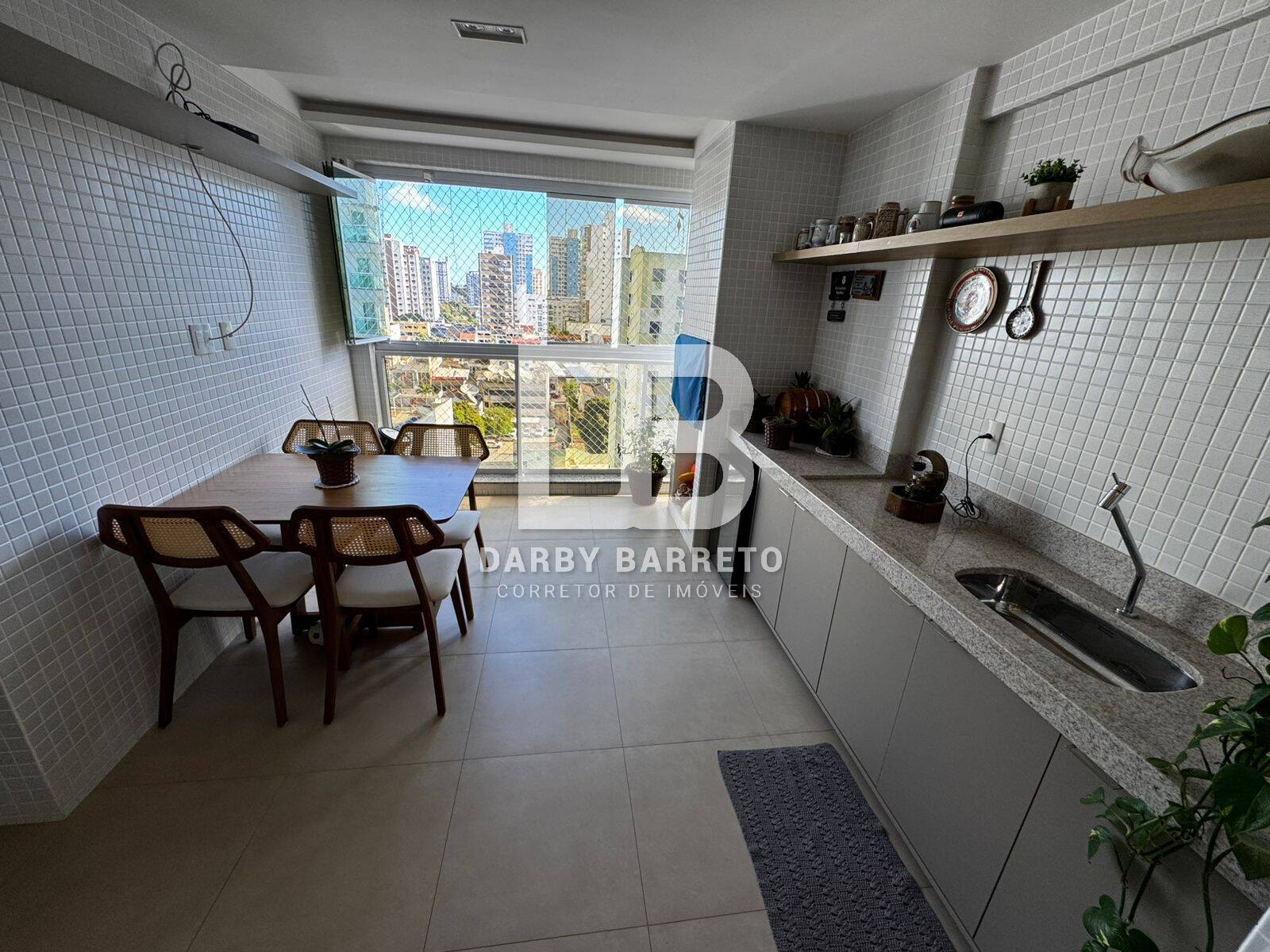 Apartamento à venda com 3 quartos, 140m² - Foto 5