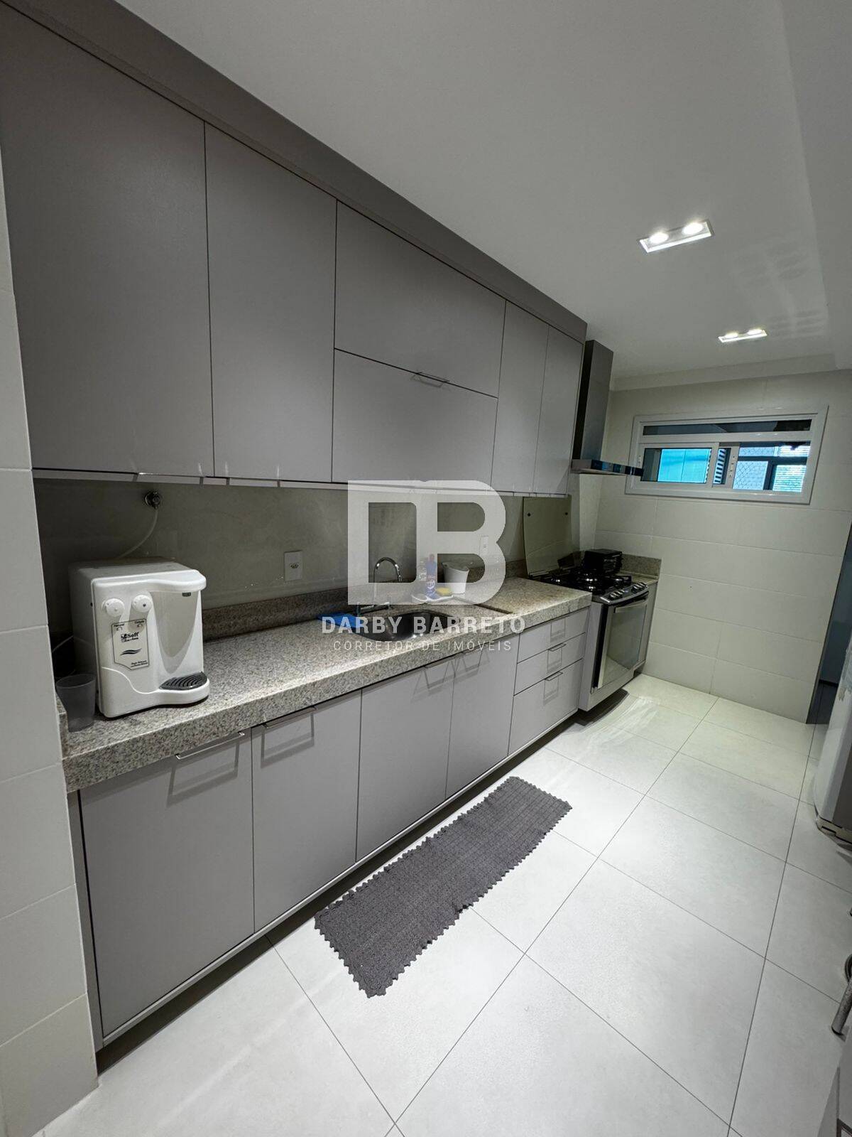 Apartamento à venda com 3 quartos, 140m² - Foto 7