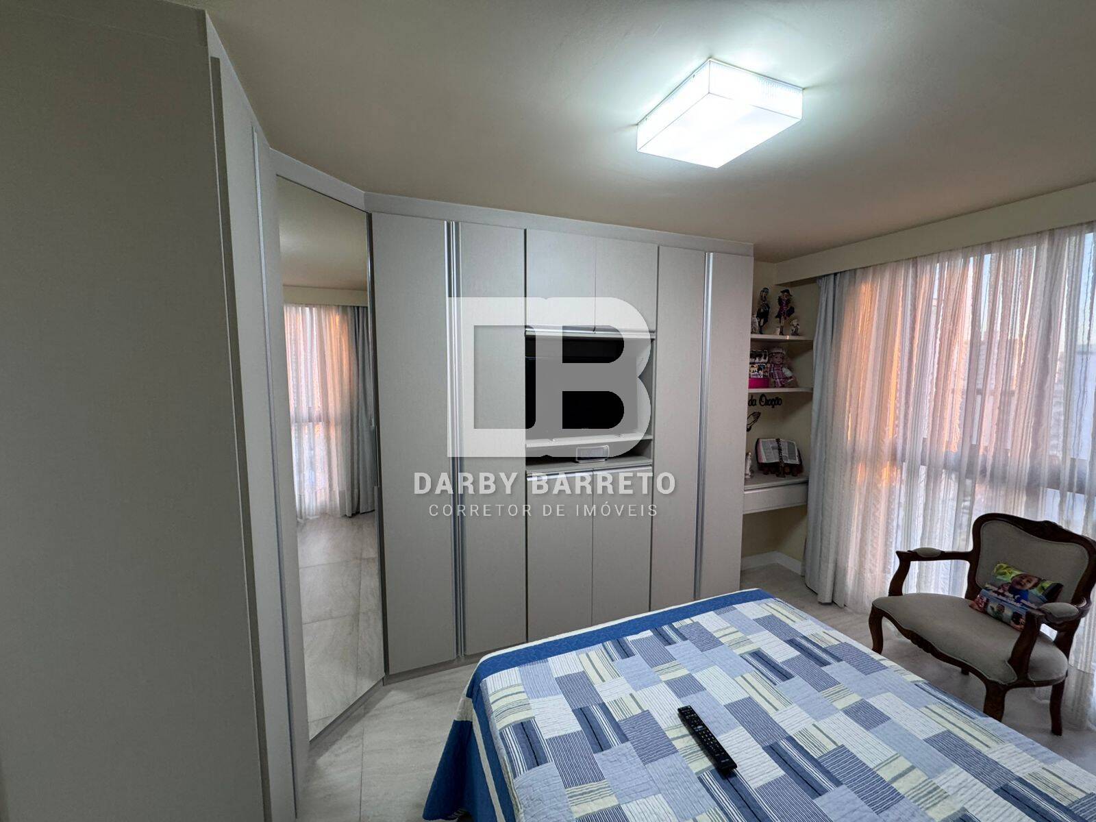Apartamento à venda com 3 quartos, 135m² - Foto 8